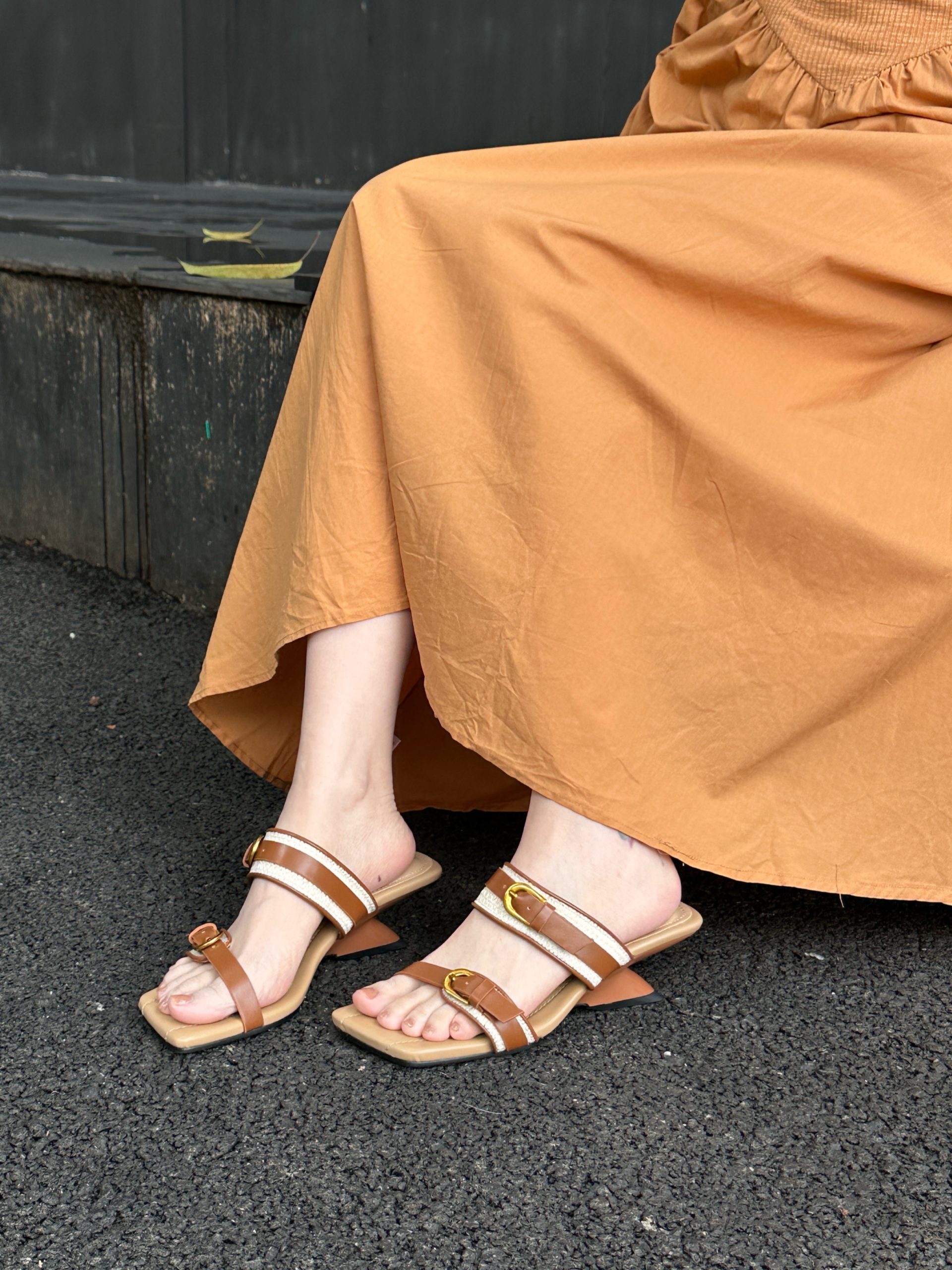 2024 Summer New Fashion Square Toe Wedge Slippers for Women Casual Solid Color Open Toe Chic Sandals