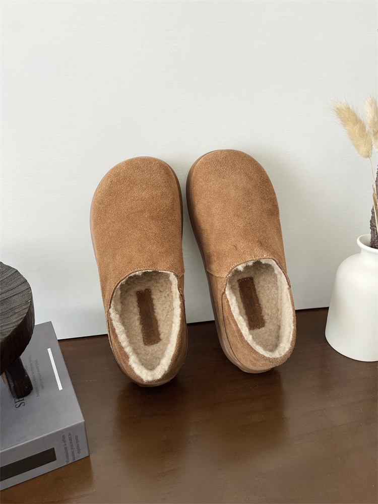 Fleece-Lined Clog Shoes for Women Thick Sole All-Wrap Mule Slippers Furry Half Slippers Winter Outdoor Slip-On Warm Cotton Shoes - Image 4