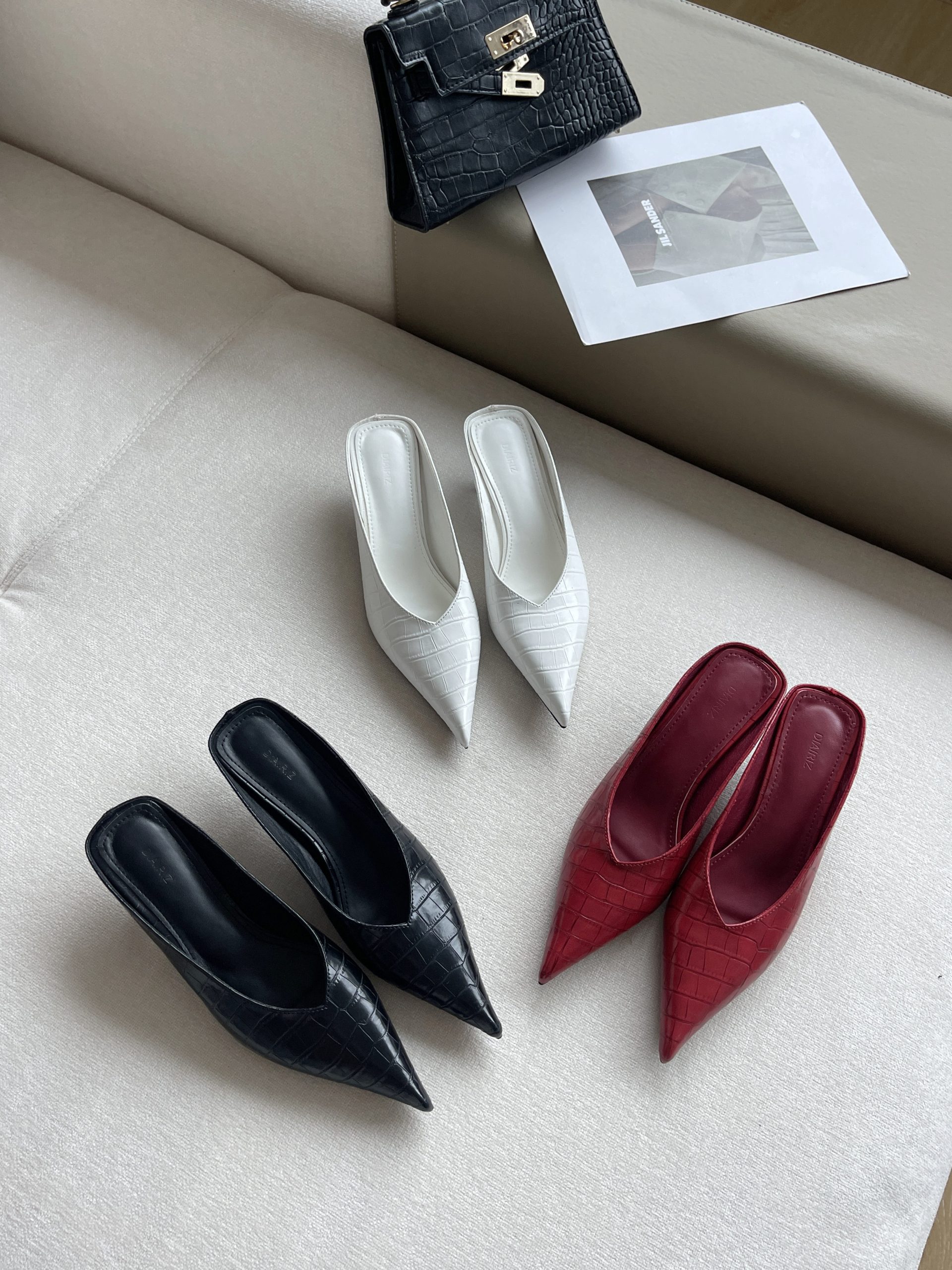 V-Shaped Slimming Pointed Toe Kitten Heel Slippers for Women 2025 Spring Fashionable French Style