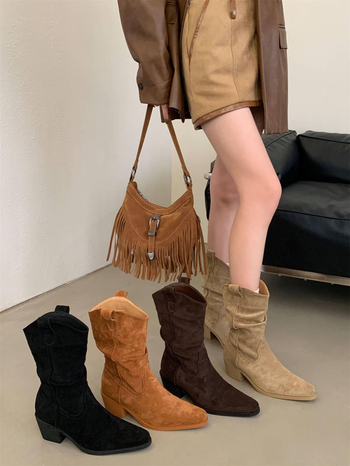 Pointed Toe Pleated Stack Boots Women 2025 New Mid Calf Knight Boots Retro Western Cowboy Boots Brown Short Boots